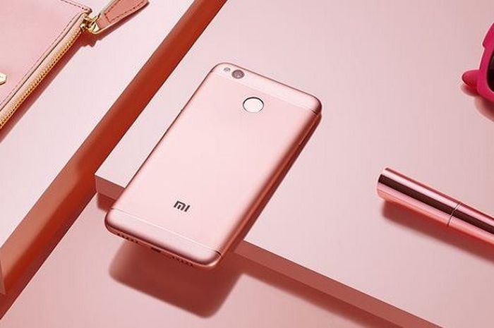 Beda Redmi 4x Dan Redmi Note 4x. Perbandingan Xiaomi Redmi 4X RAM 3GB dan 4GB, Beda Hampir Rp 400 Ribu!