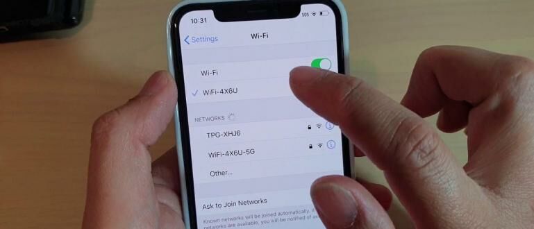 Cara Mengetahui Password Wifi Di Iphone Tanpa Aplikasi. 3 Cara Melihat Password Wifi di iPhone Termudah, Tanpa Jailbreak!