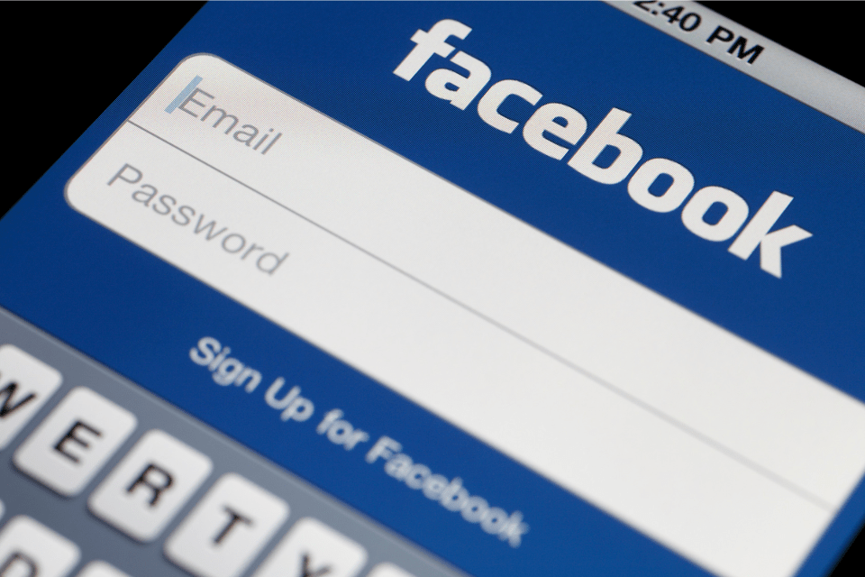 Cara Menghack Facebook Orang Lain Dengan Mudah. Cara Mengetahui Password FB Orang Lain Tanpa Diketahui