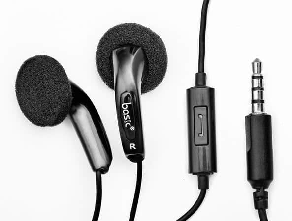 Hp Samsung Yg Bisa Video Smule. 10 Rekomendasi Earphone dan Headset yang Bagus untuk Smule