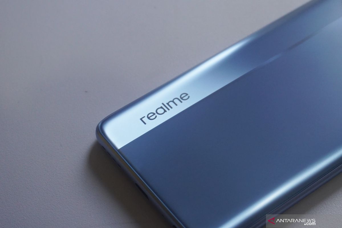 Kamera Depan Realme Narzo 20. Realme Narzo 20 dan Narzo 20 Pro hadir akhir tahun