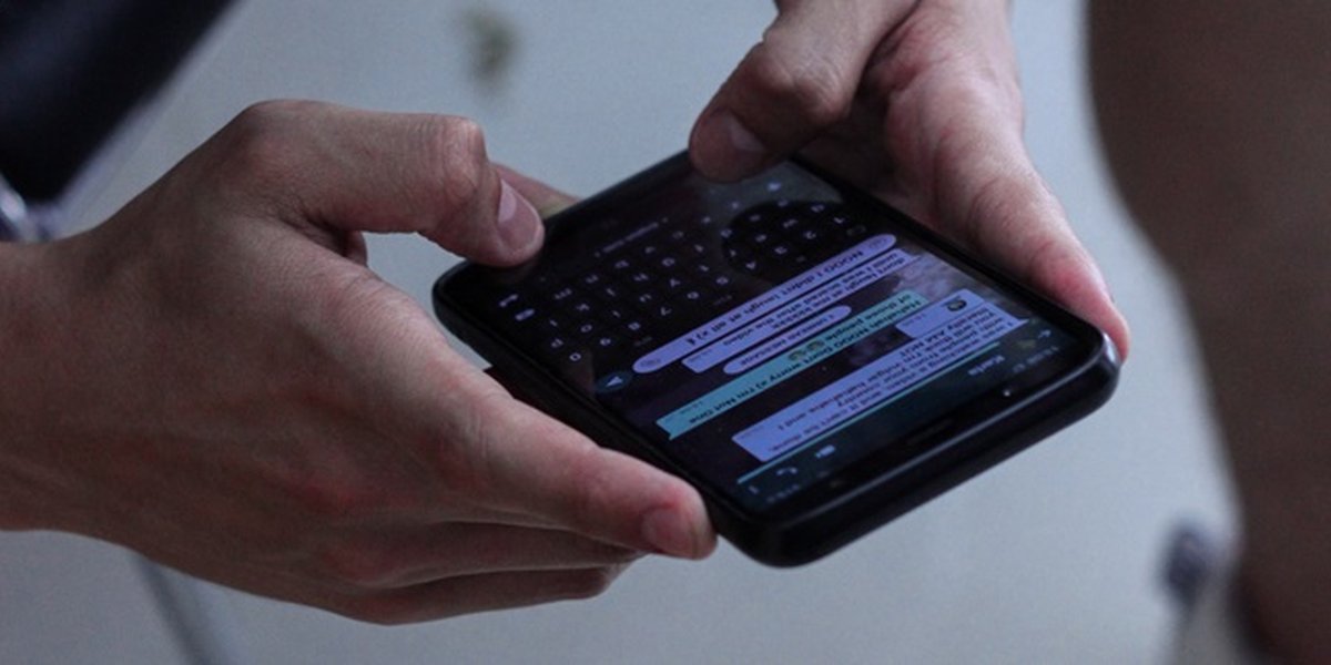 Cara Mengetahui Seseorang Sedang Chat Dengan Siapa Di Whatsapp. 7 Cara Mengetahui Dia Chat dengan Siapa Saja di Whatsapp, Mudah Tanpa Ketahuan