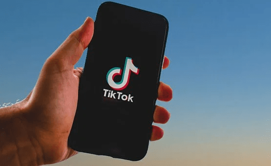 Cara Gabung Live Di Tiktok. Cara Live TikTok, Syarat, dan Tips Memperbanyak Penonton