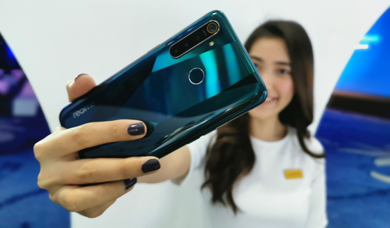 Kelebihan Dan Kekurangan Realme 5 Pro. Kelebihan dan Kekurangan realme 5 Pro – Pembunuh Baru dari Realme