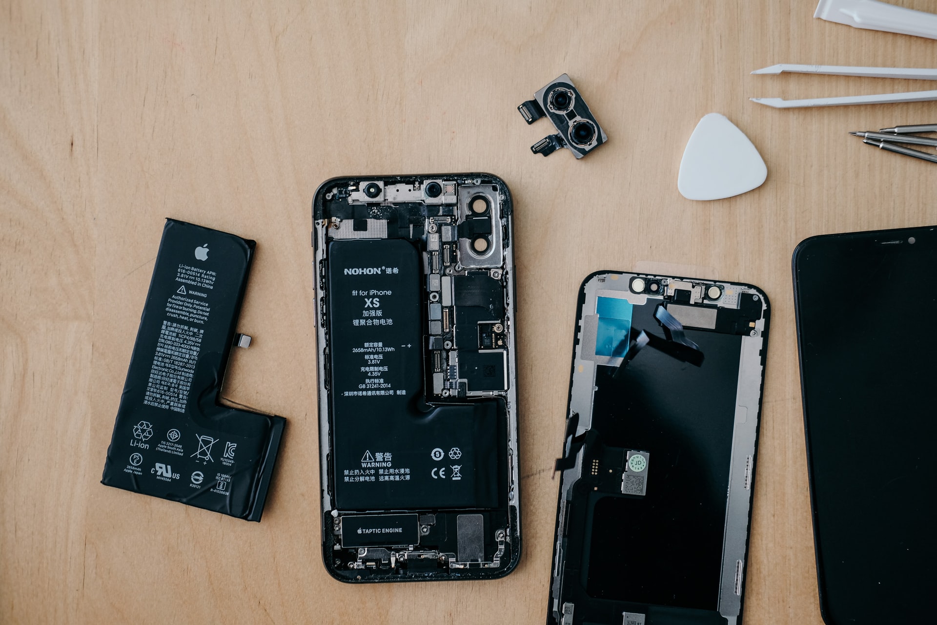 Kapan Baterai Iphone Harus Diganti. Berapa Persen Battery Health iPhone Harus Diganti?