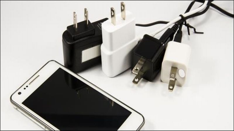 Cas Hp Cepat Penuh Berapa Ampere. Pilih Charger yang Benar Agar Smartphone Tak Cepat Panas : Okezone Techno