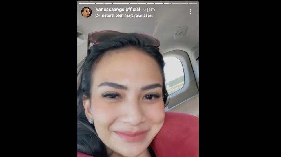 Tebak-tebakan Instagram Story. Lewat Insta Story, Vanessa Angel Sempat Bikin Tebak-tebakan dan Umbar Senyum Terakhir