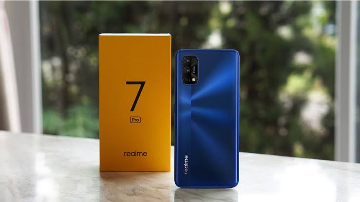 Hp Realme 7 Harga. Harga Realme 7 Pro Turun Dratis, Kamera Sensor Sony 64 MP dengan Chipset Snapdragon 720G