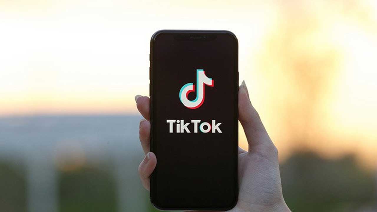 Cara Menghilangkan Nama Tiktok Tanpa Aplikasi. Cara Menghilangkan Watermark Video TikTok Tanpa Aplikasi