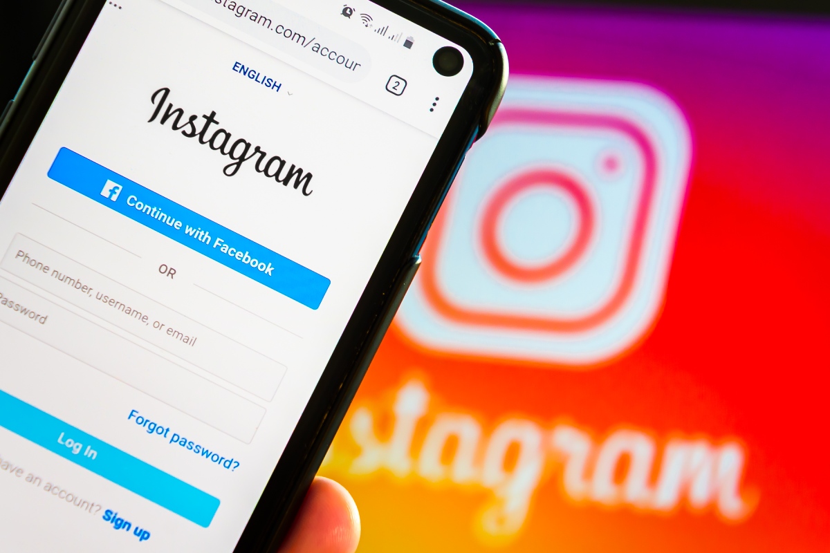 Cara Membuka Instagram Orang Lain. Cara Masuk ke Instagram Seseorang Tanpa Mereka Diberitahu