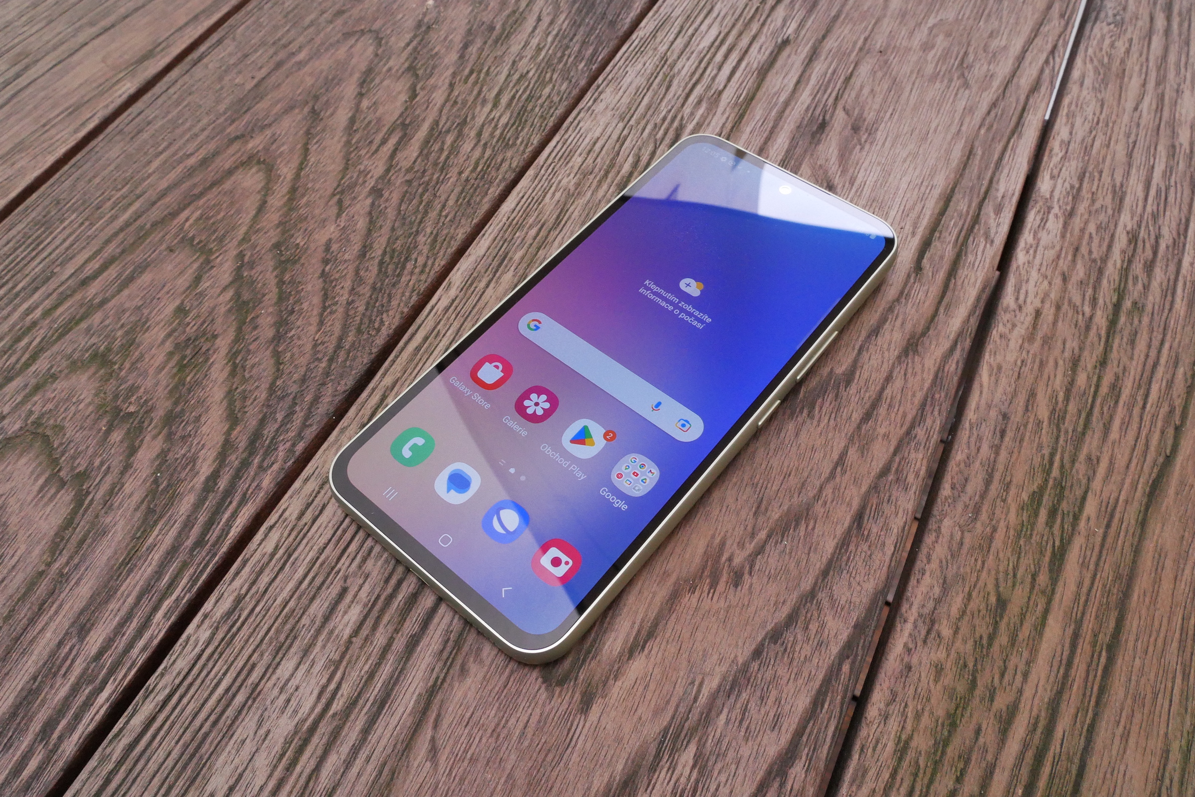 Cara Menyembunyikan Foto Di Galeri Samsung. Cara menyesuaikan layar kunci di One UI 5