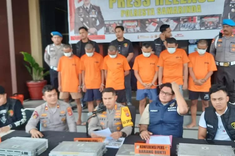 Penguat Sinyal Telkomsel Resmi. Polres Samarinda Ungkap Sindikat Pencurian Penguat Sinyal Telkomsel, Miliki Gudang di Jakarta Beromset Rp 10 Miliar