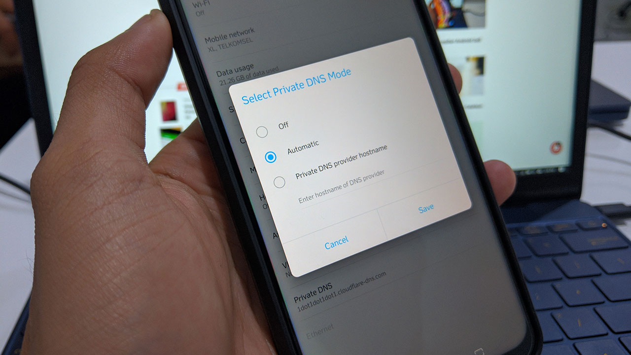 Private Dns Cloudflare Android. Cara Atur Private DNS di Android 9 Pie untuk Akses Situs Diblokir