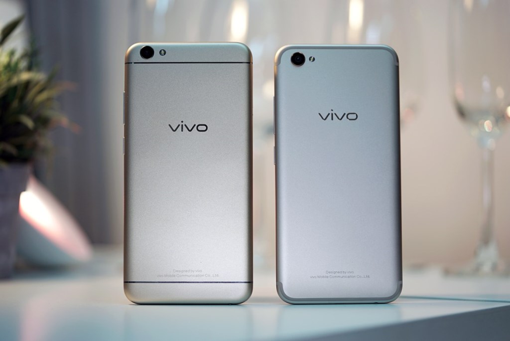 Harga Hp Vivo V5. Perbedaan Vivo V5 dan Vivo V5 Plus, Spesifikasi dan Harga HP Selfie Musim Lalu