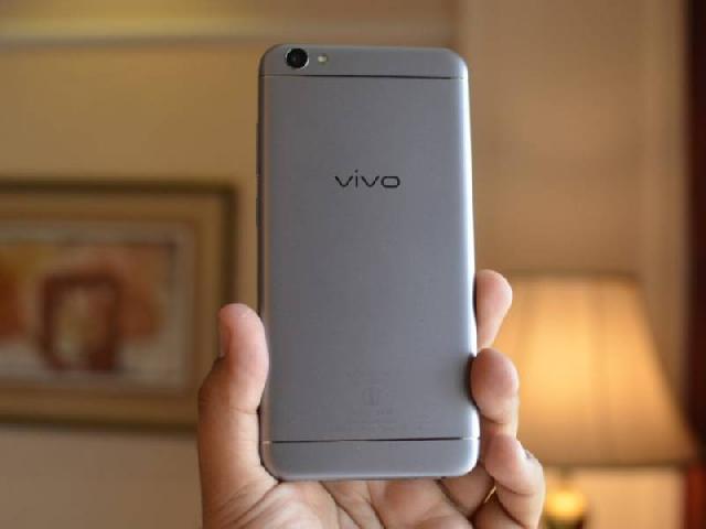 Spek Dan Harga Vivo V5. Spesifikasi dan Harga Vivo V5